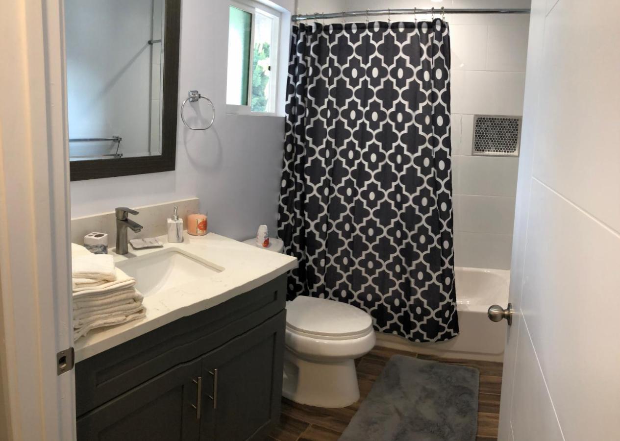 Cozy And Comfy Rooms Near Sofi Stadium, Dtla, Usc, Lax, Hollywood, Beaches Shared Home Лос-Анджелес Экстерьер фото
